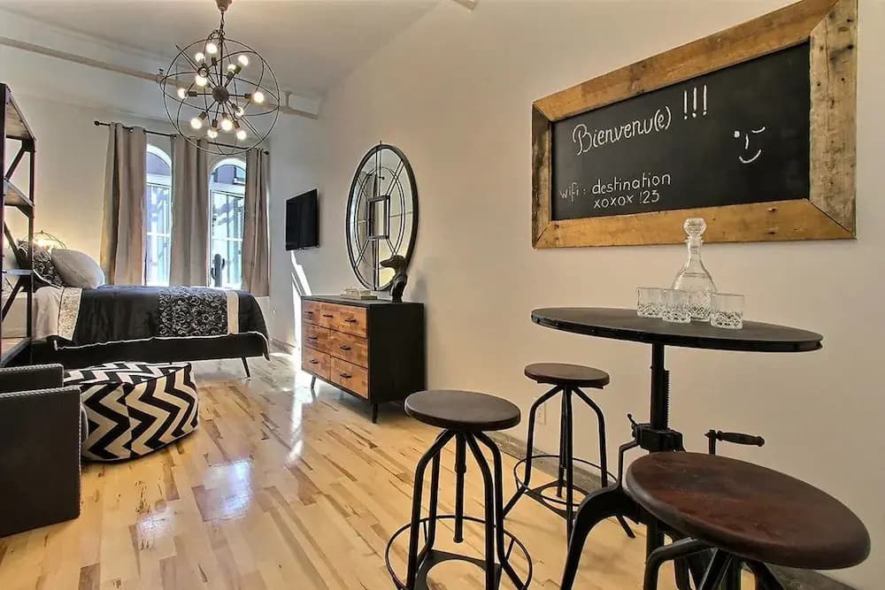 Destination Stays Downtown Quebec City