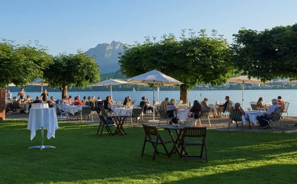 HERMITAGE Lake Lucerne - Beach Club & Lifestyle Hotel
