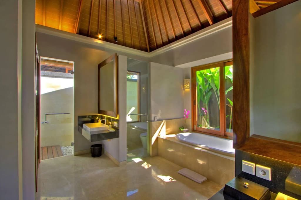 The Akasha Bali