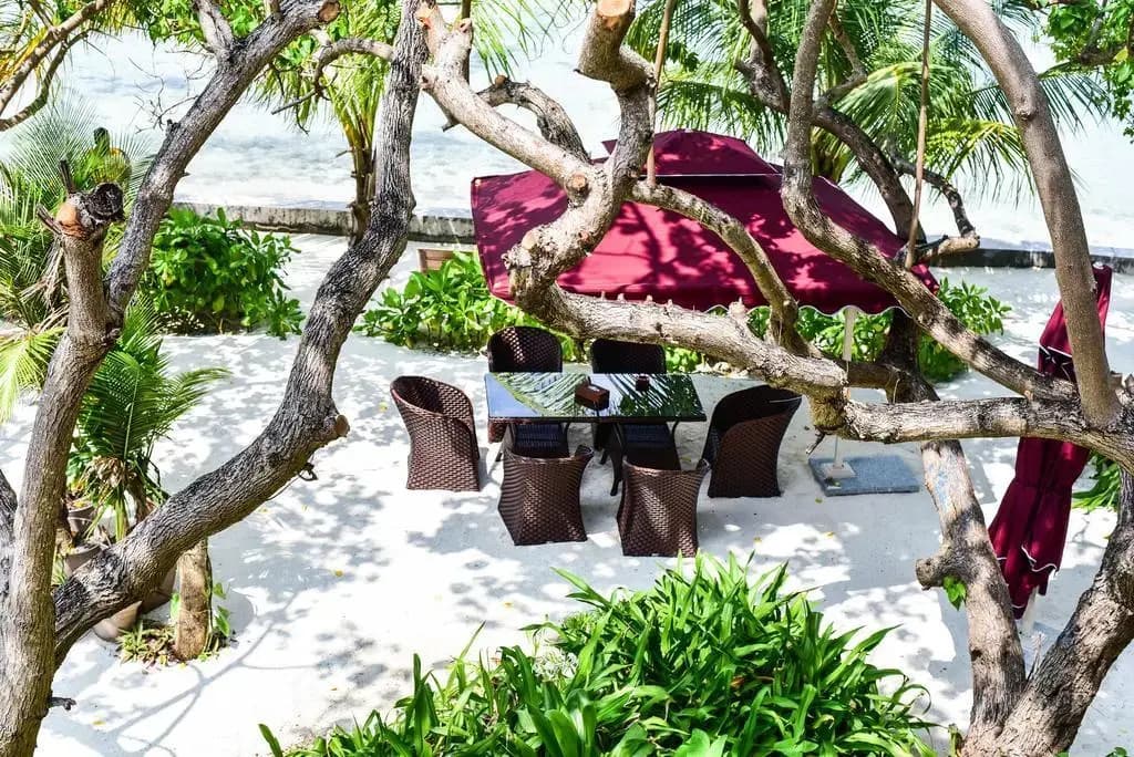 Marina Bay Retreat & Spa