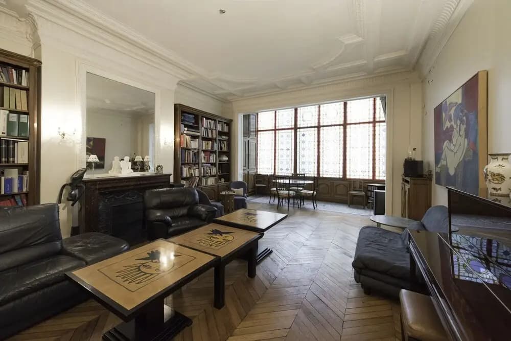 Veeve Champs Élysées Hideaway