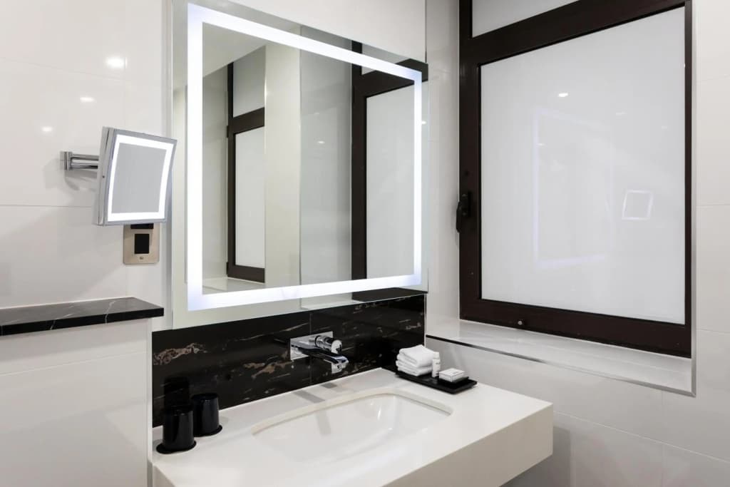 Montcalm Royal London House, London City
