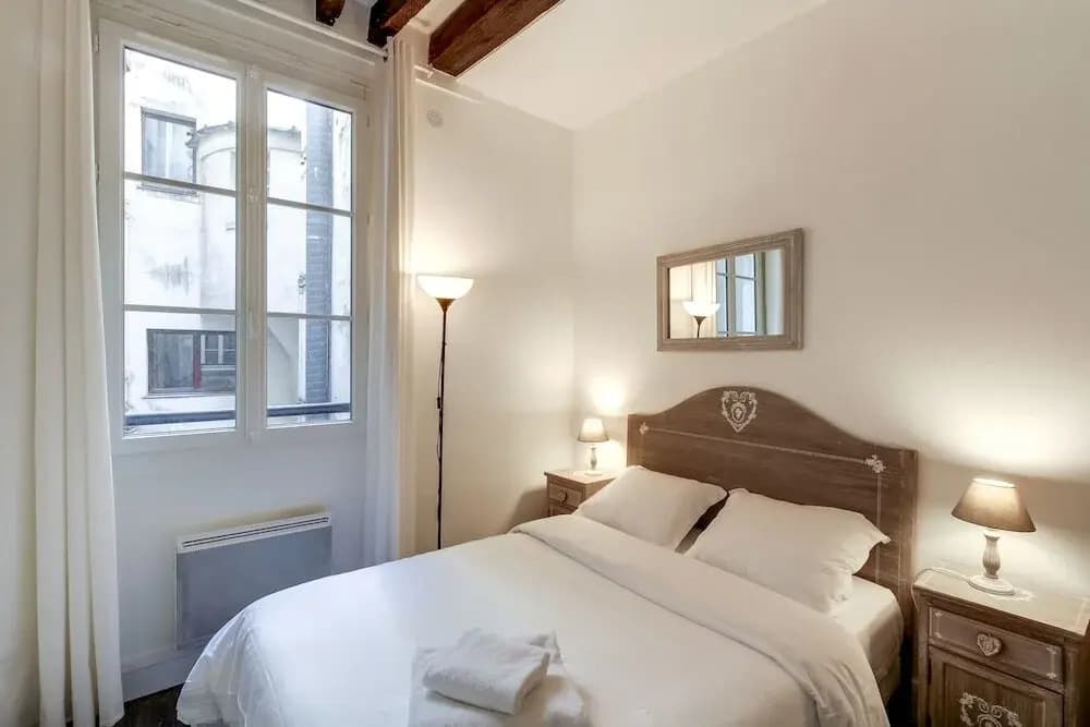 Saint Honore Apartment