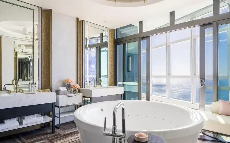 The Langham, Gold Coast and Jewel Residences