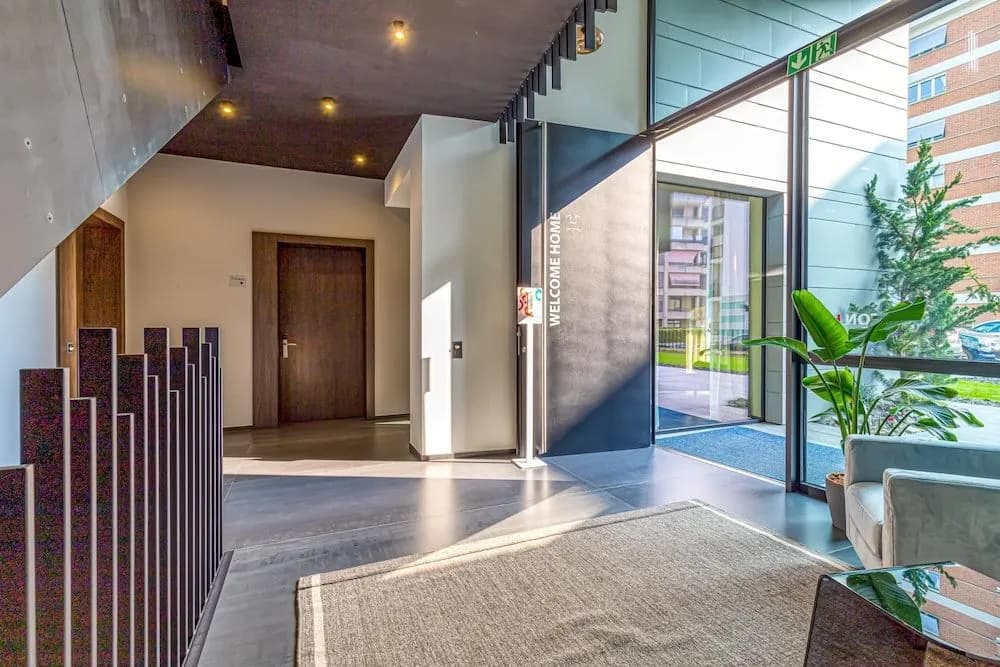 Icon H 202 Suite Micro-living