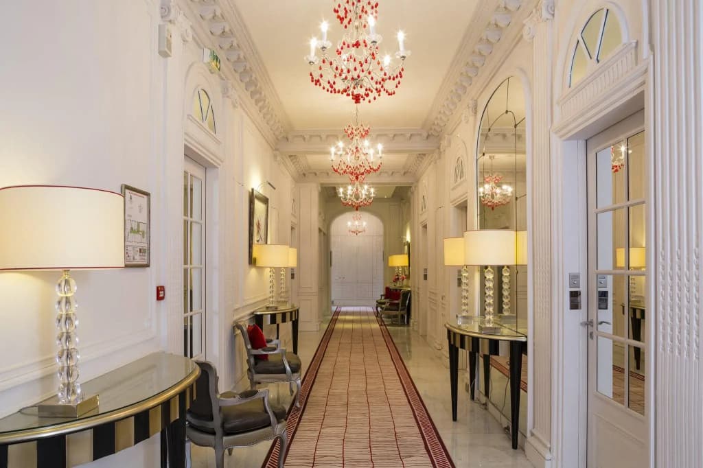 Majestic Hotel - SPA Champs Elysées