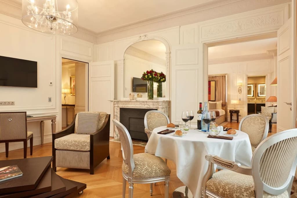 Majestic Hotel - SPA Champs Elysées