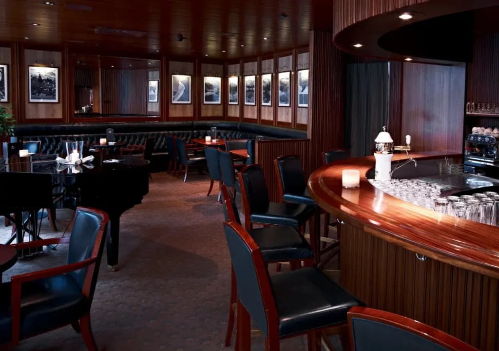 Crystal Hotel