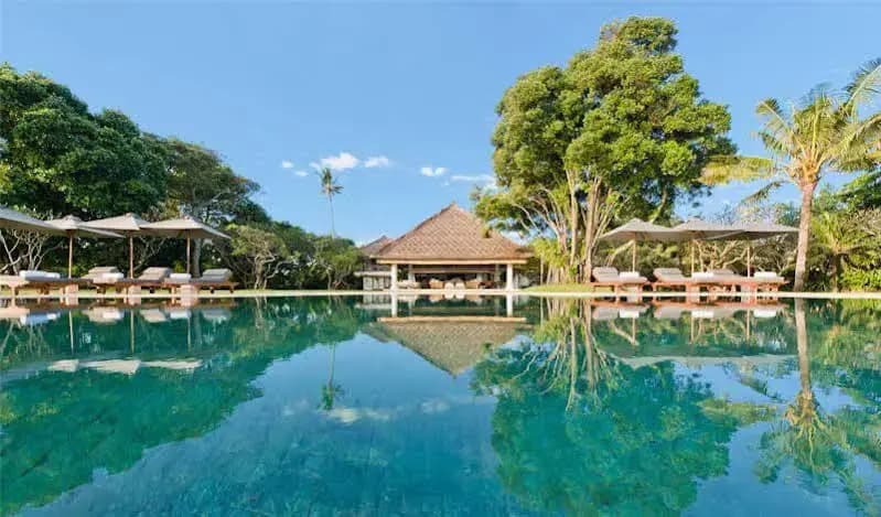 Villa Atas Ombak