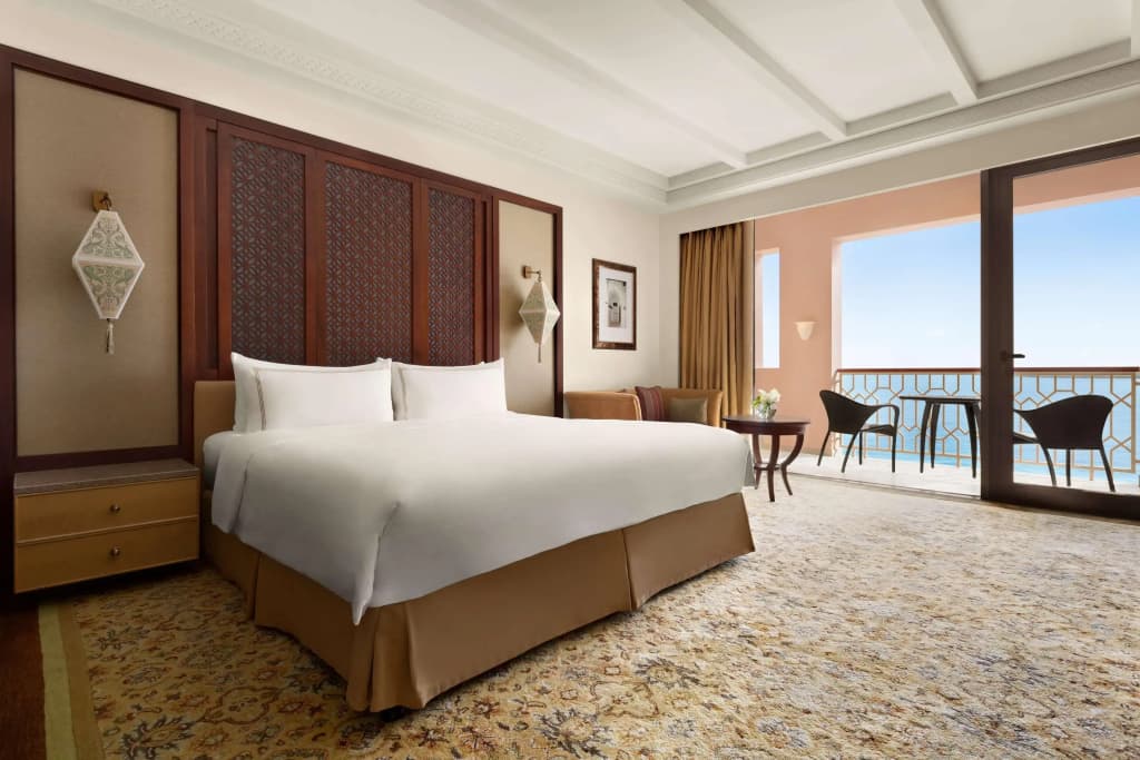 Al Husn Muscat Hotel