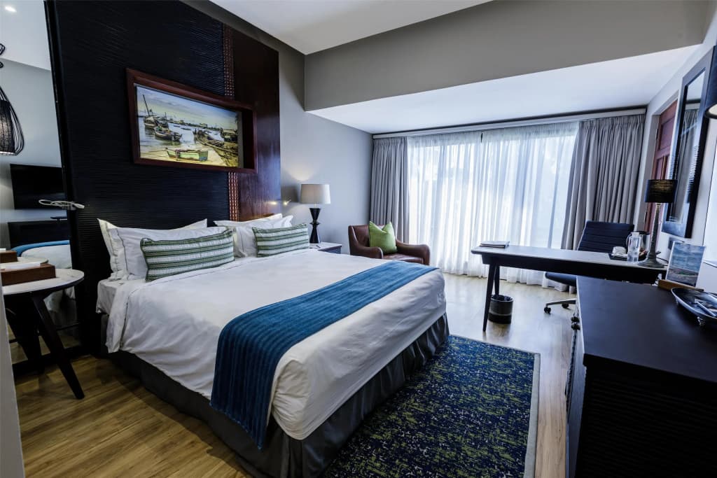 Sea Cliff Hotel