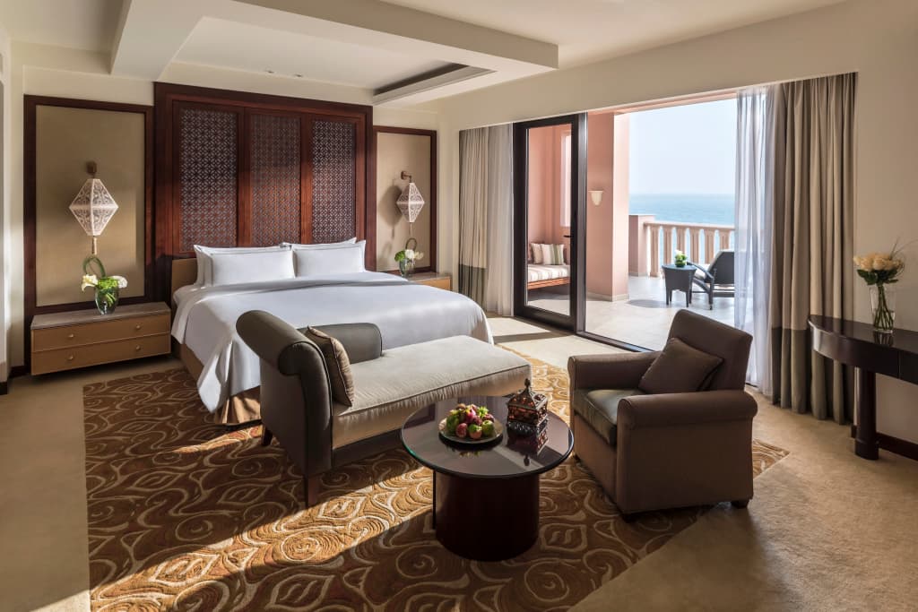 Al Husn Muscat Hotel