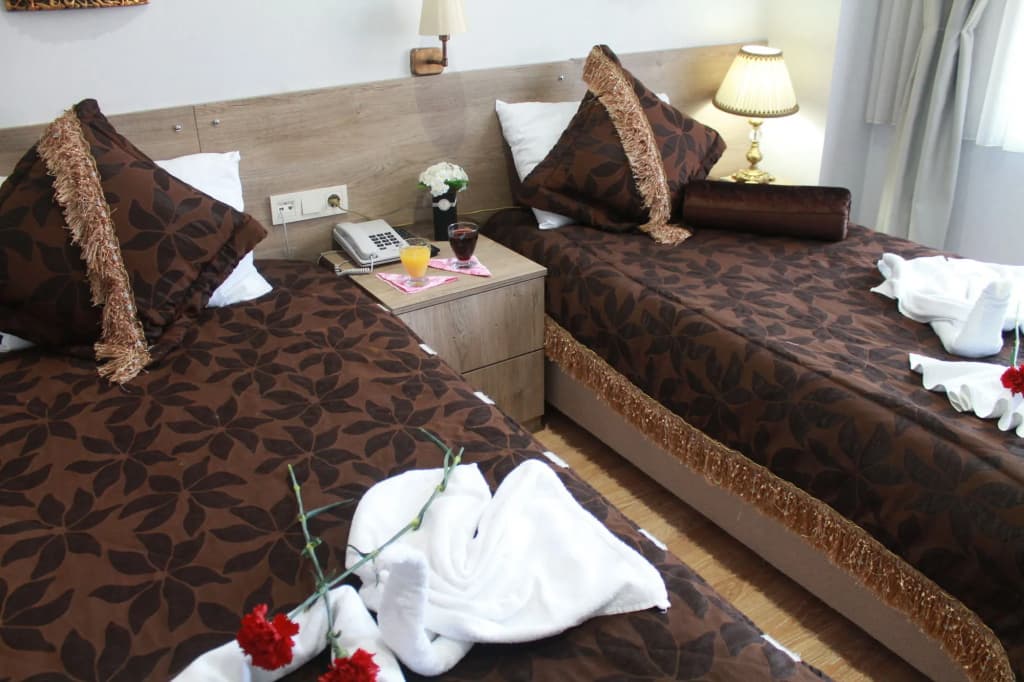 Rozza Hotel