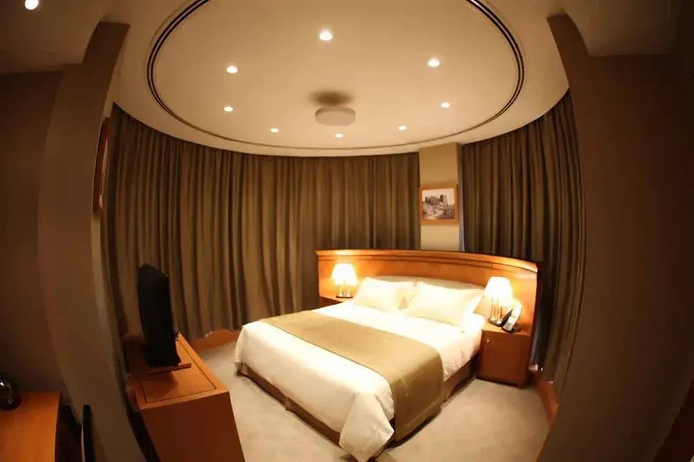 Wiseman Grand Hotel