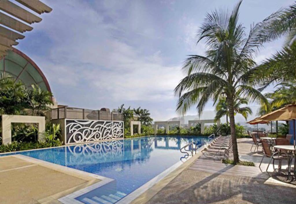 One World Hotel