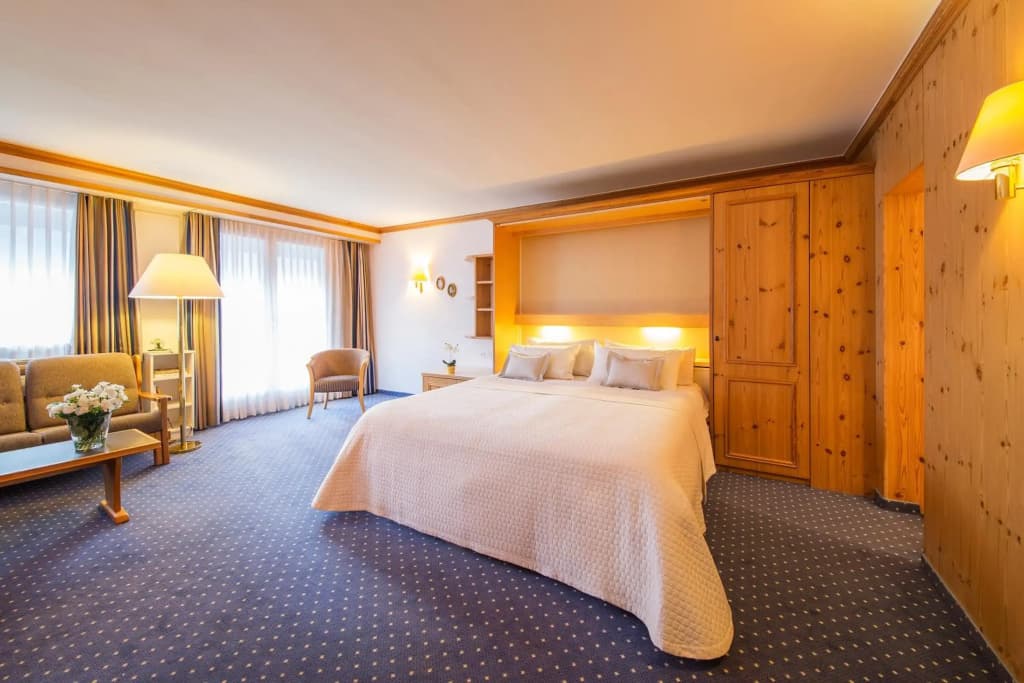 Hotel Europa Suites