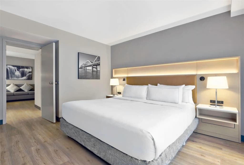 DoubleTree by Hilton Davenport