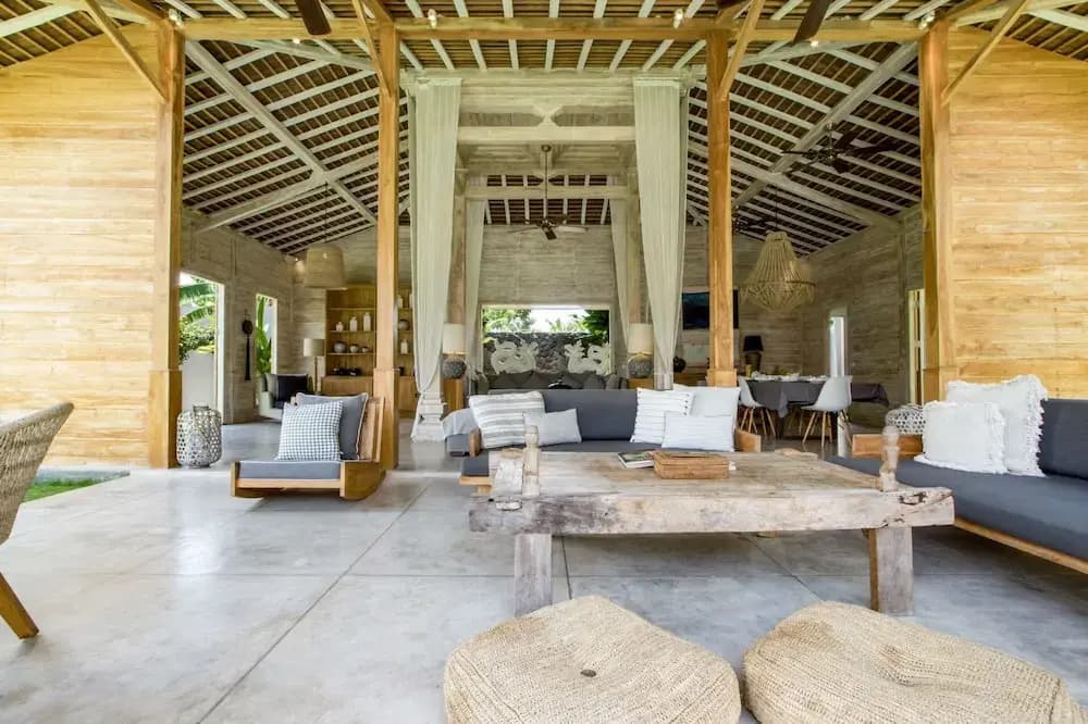 Luxury 5 Bedroom Villa With Private Pool, Bali Villa 2022