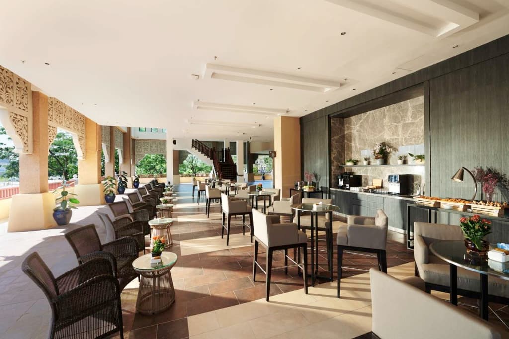 DoubleTree by Hilton Putrajaya Lakeside