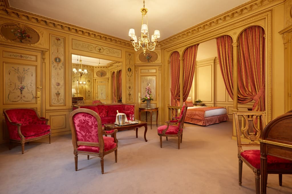 Hotel Raphael