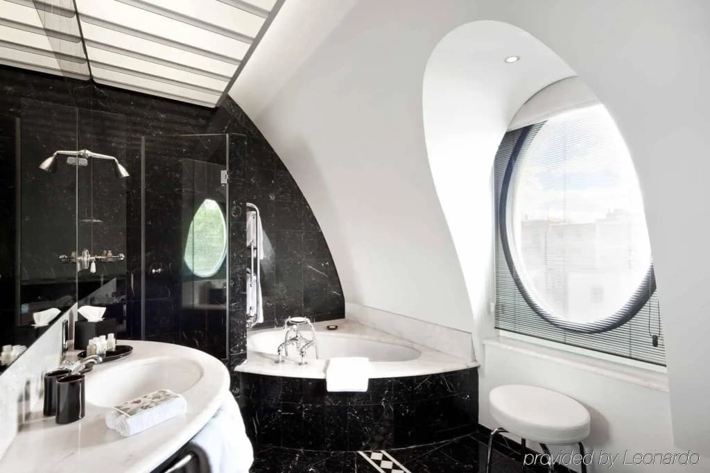 COMO The Halkin