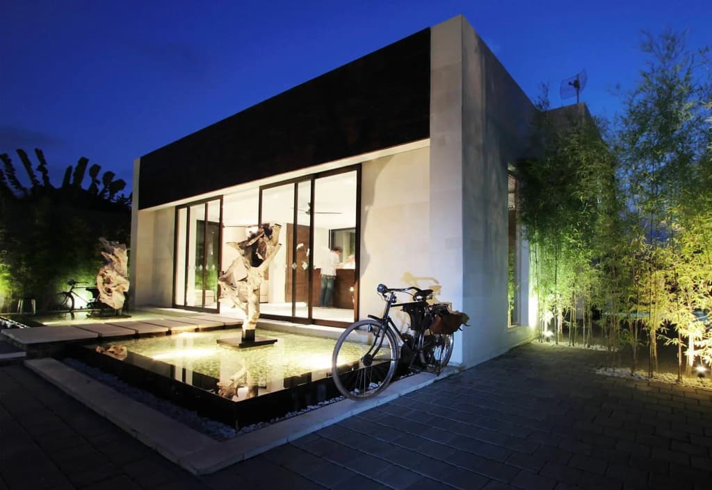 eqUILIBRIA SEMINYAK