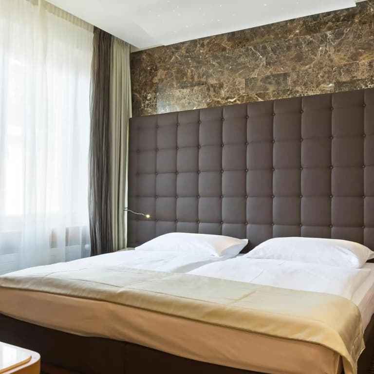 St Gotthard Hotel