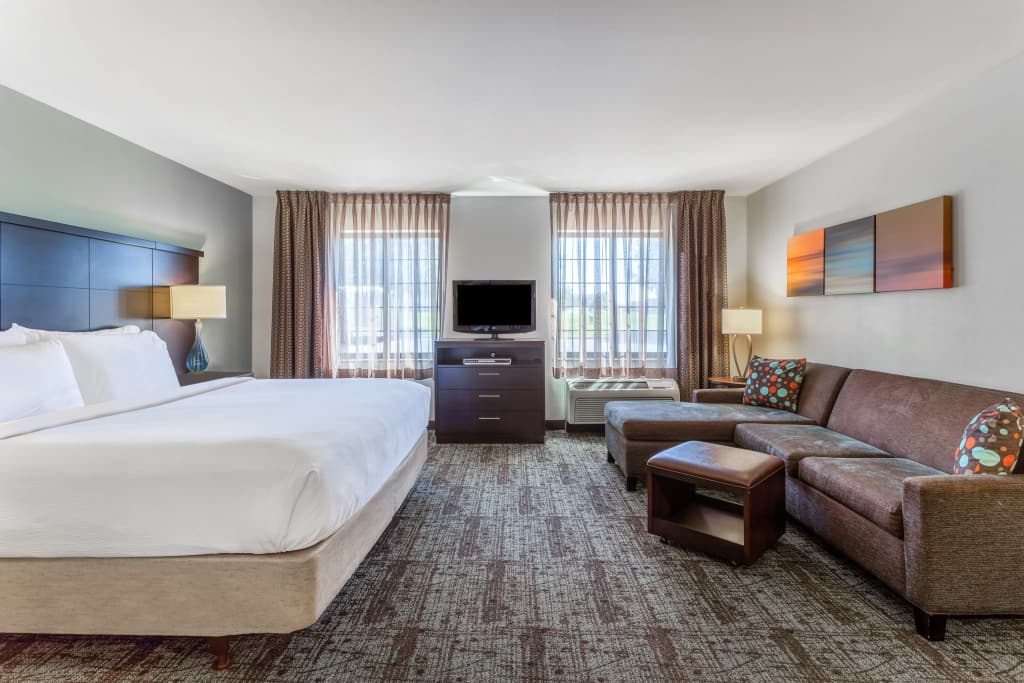 Staybridge Suites Davenport by IHG