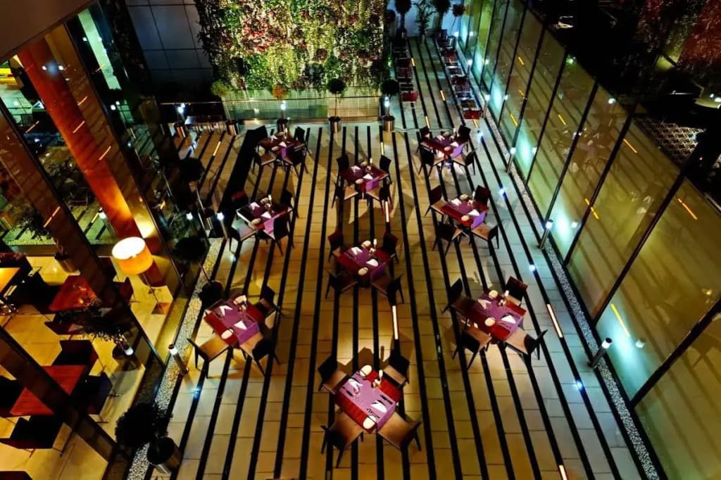 Crowne Plaza Istanbul - Harbiye by IHG