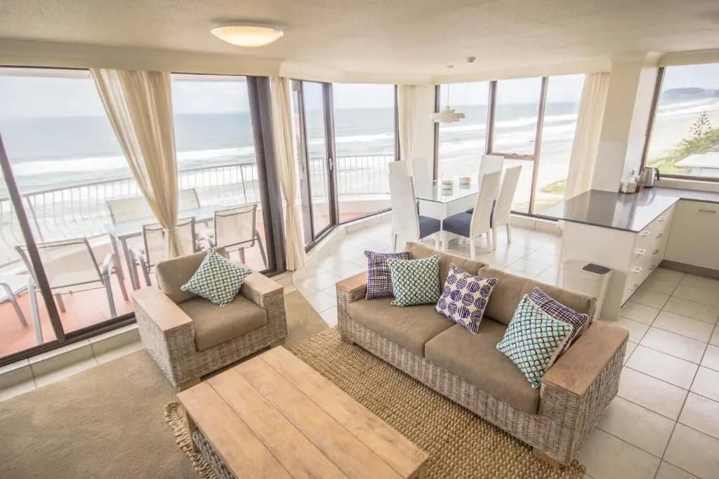 Albatross North Apartments