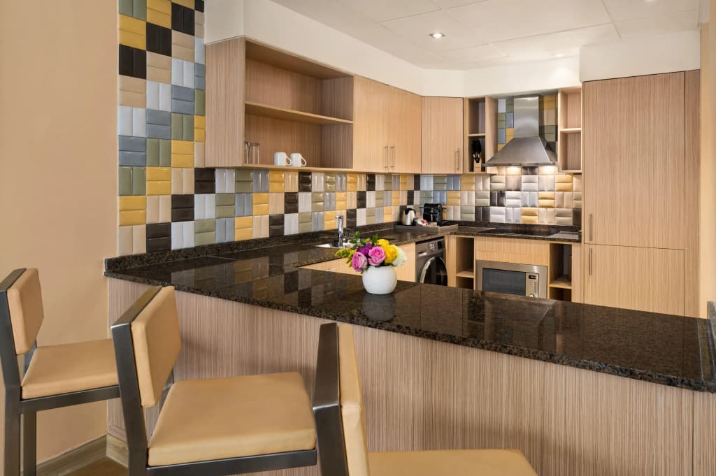 Wyndham Doha West Bay