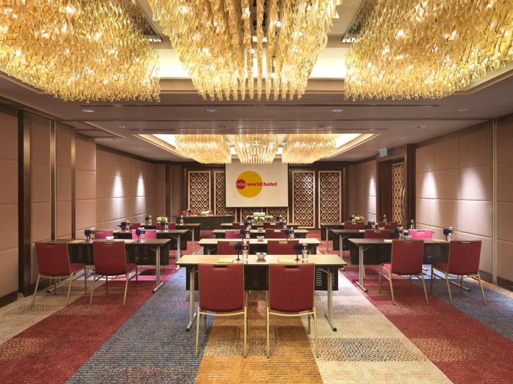 One World Hotel