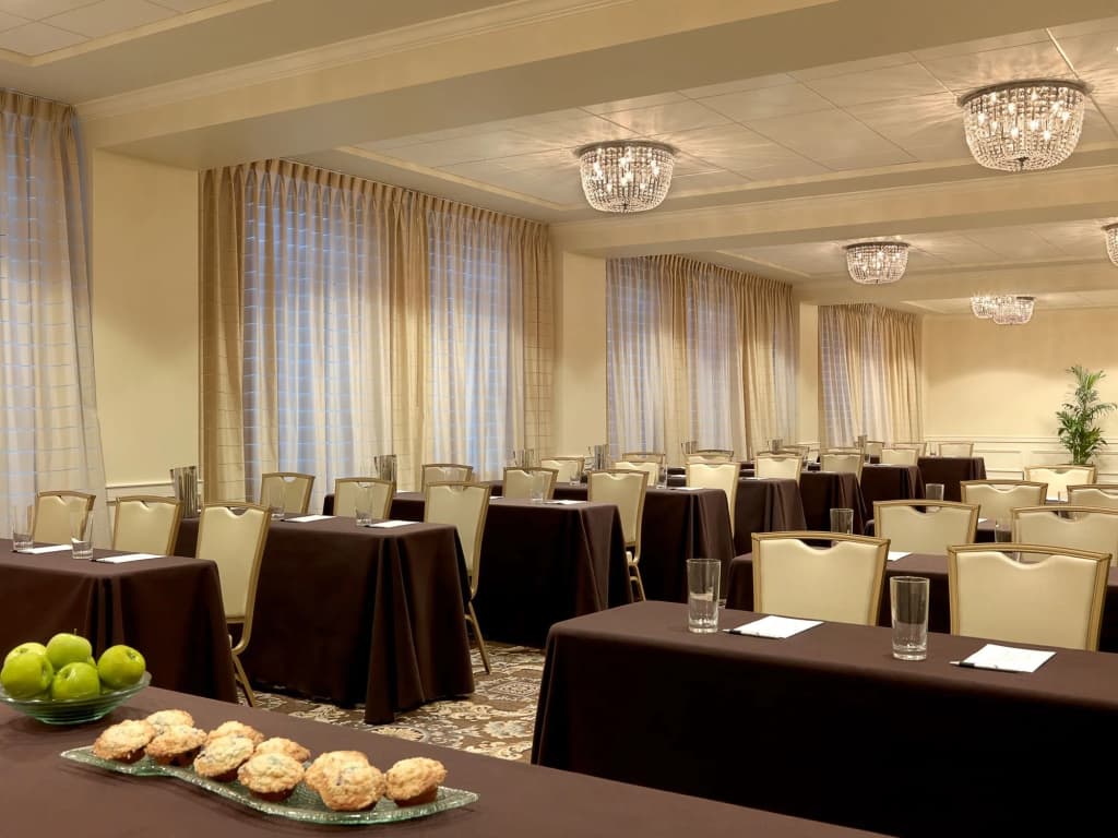 Hotel Blackhawk, Autograph Collection