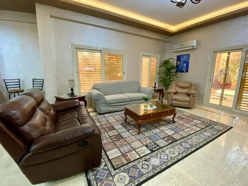 Luxurious Villa Serene Garden New Cairo