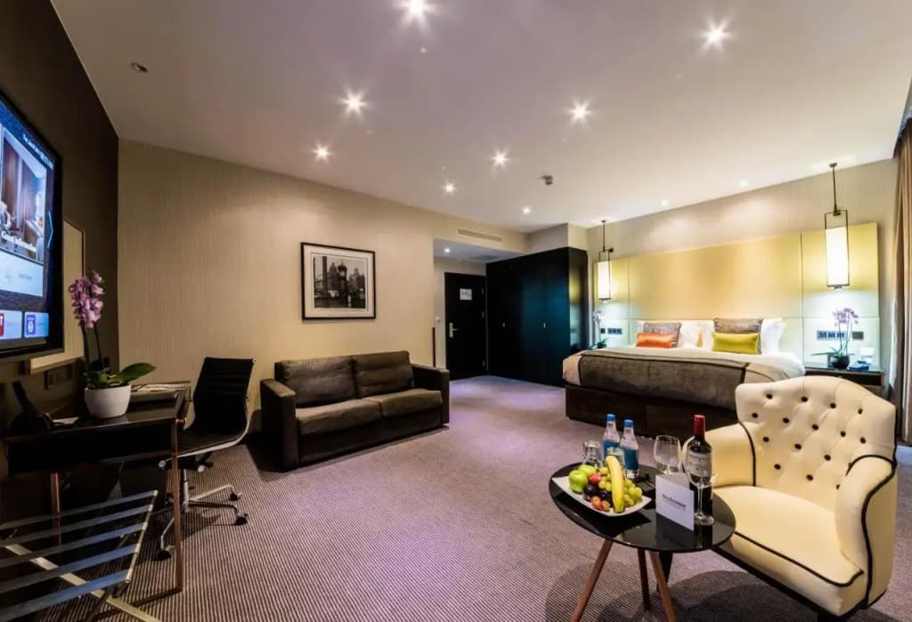 Montcalm Royal London House, London City
