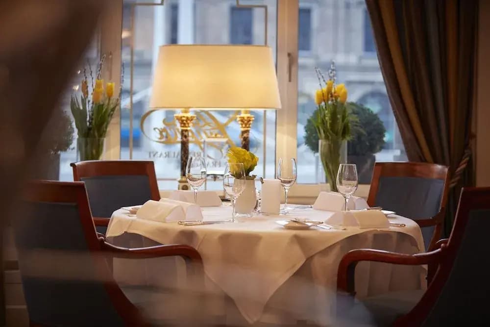 The Dufour, Suites And Rooms By Schweizerhof