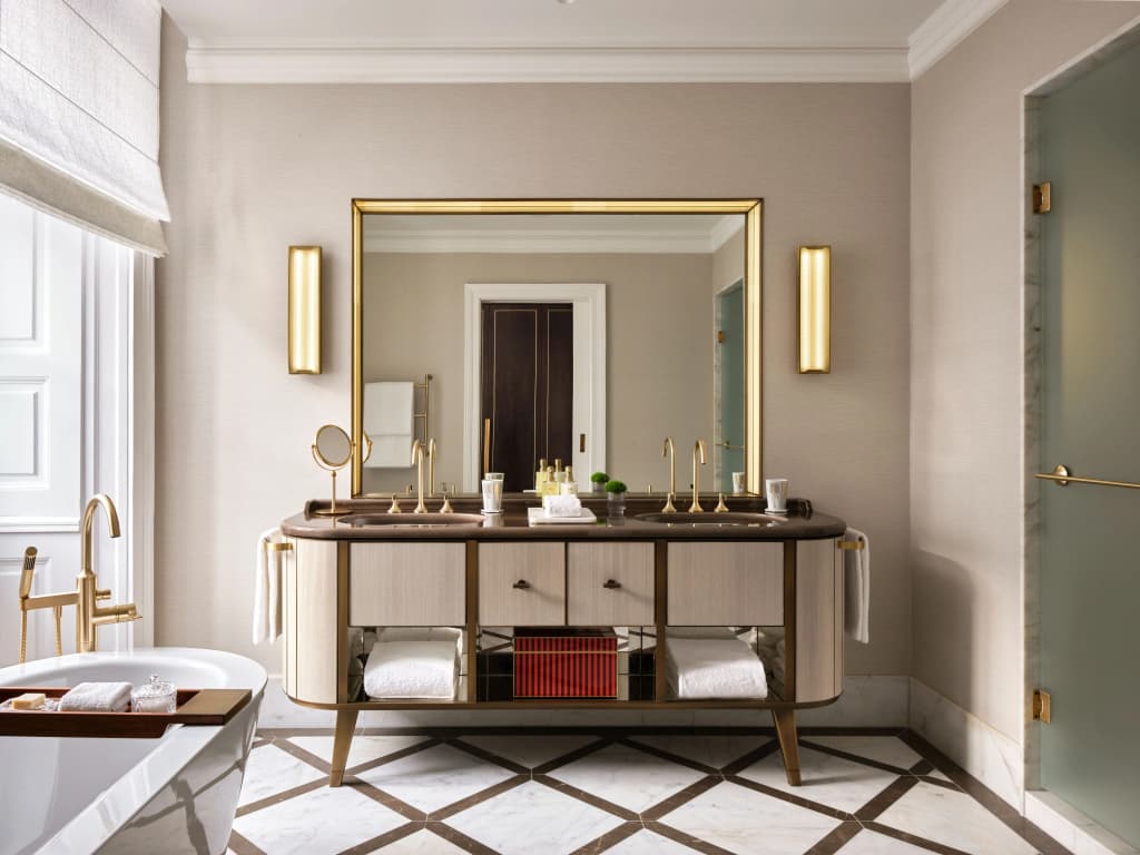 Rosewood Vienna