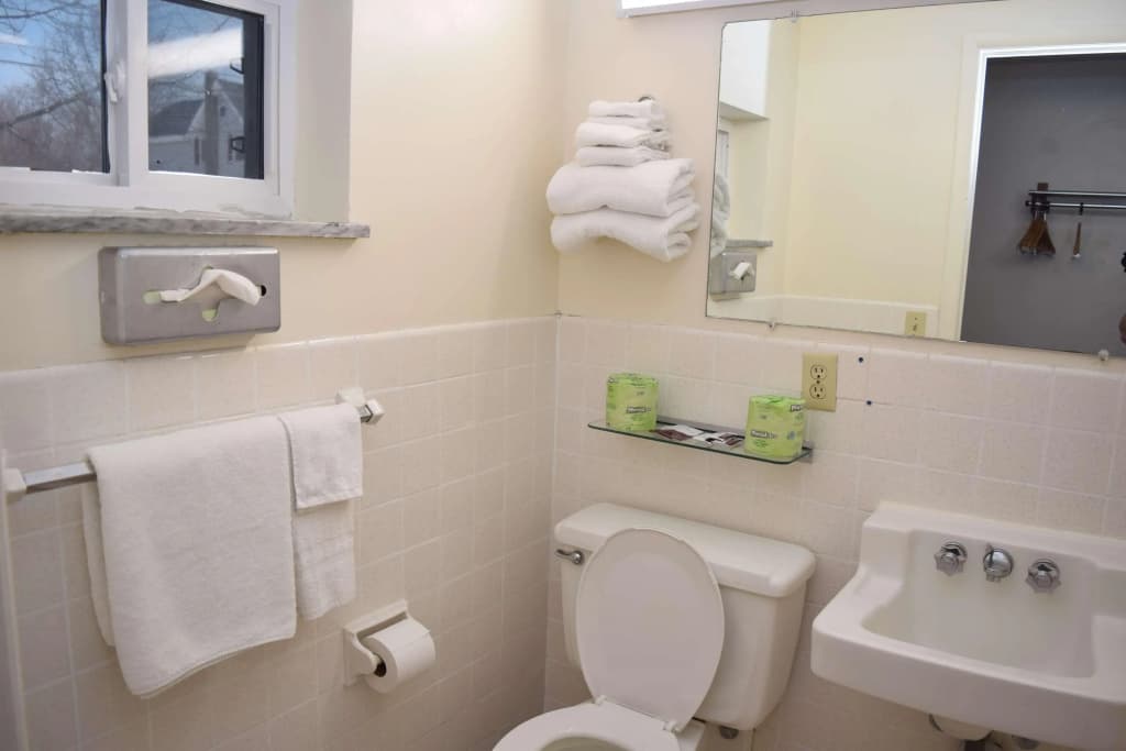 Knights Inn Oswego