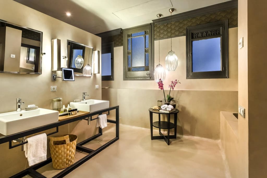 Eixample - 3 Bedroom Apartment With 2 Kitchens - Hoa 42133
