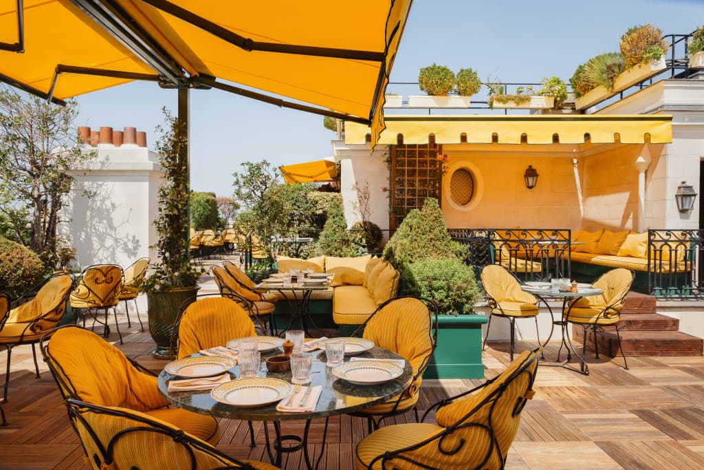 Hotel Raphael