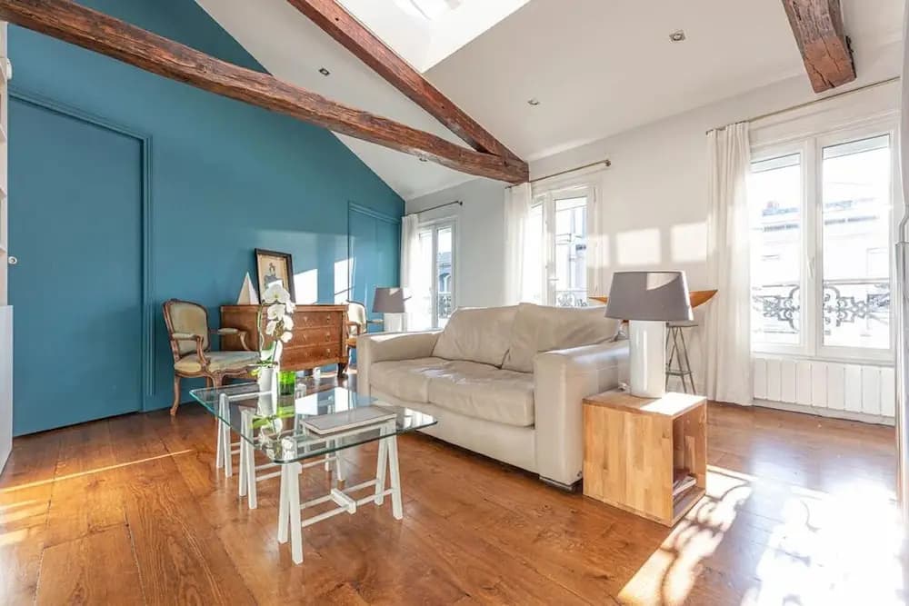 Veeve - The Secret Loft in Madeleine