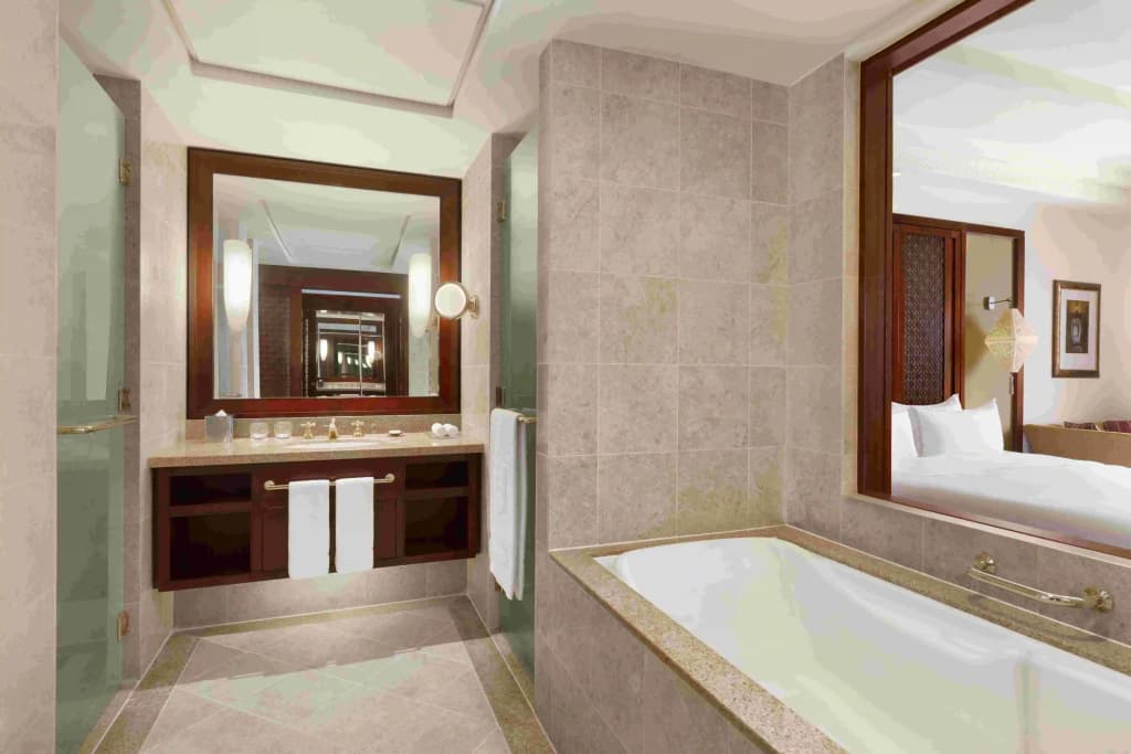 Al Husn Muscat Hotel