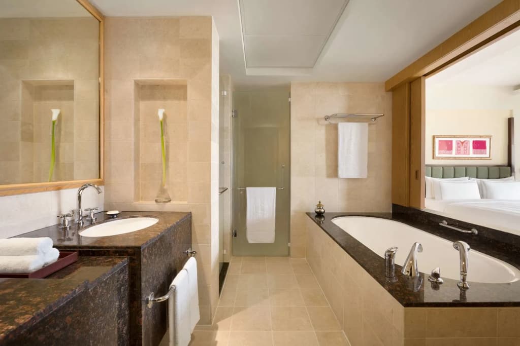 Hilton Muscat Al Bandar