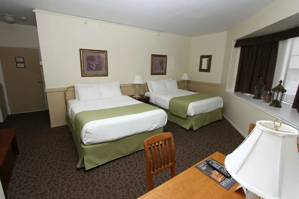 Royal Hotel