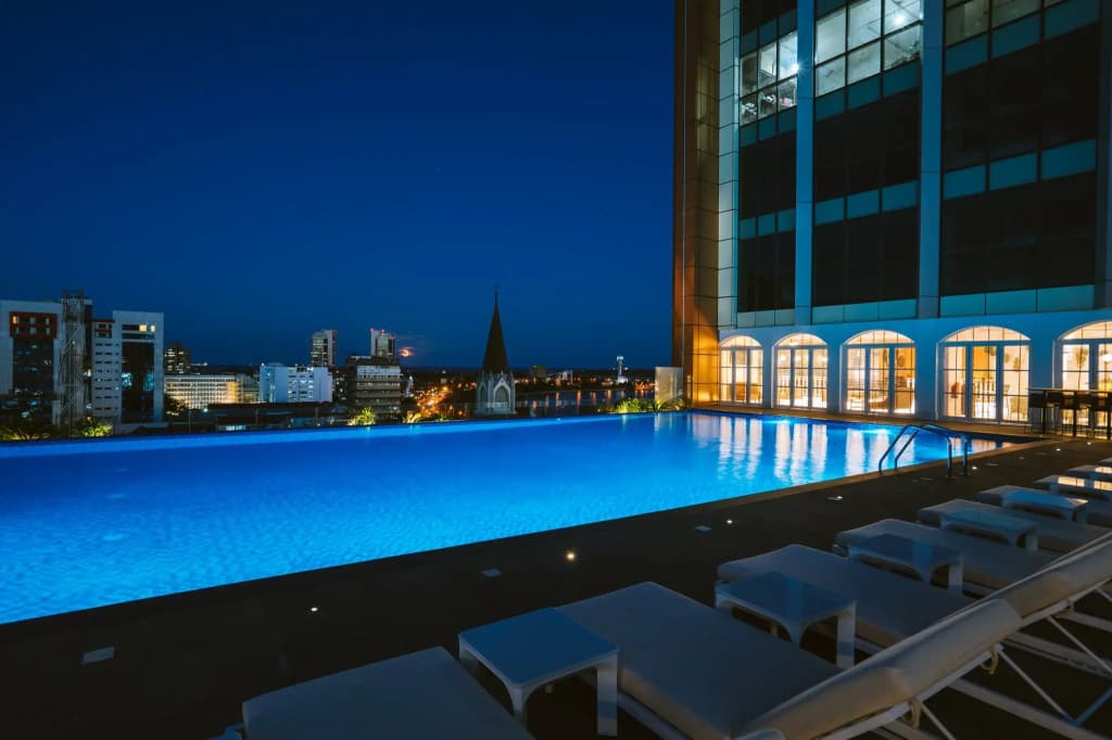 Johari Rotana Hotel