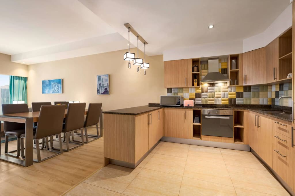 Wyndham Doha West Bay