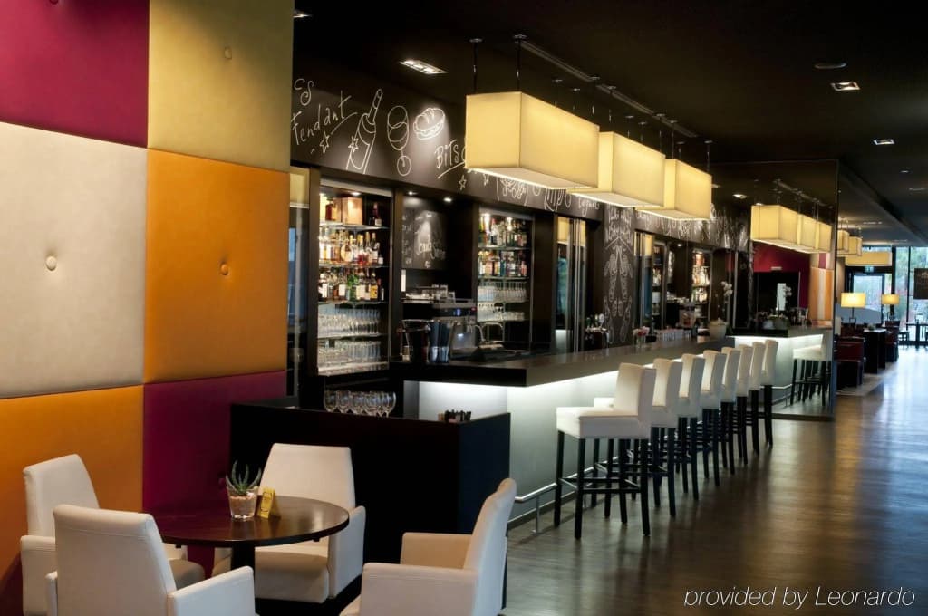 Holiday Inn Zurich - Messe by IHG