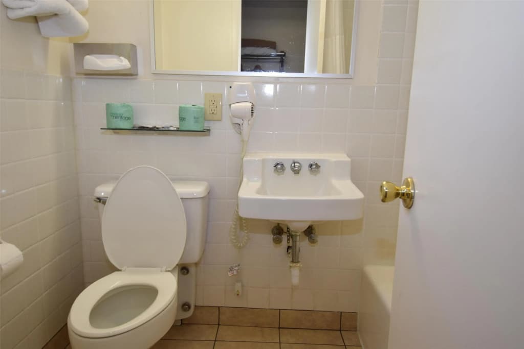 Knights Inn Oswego