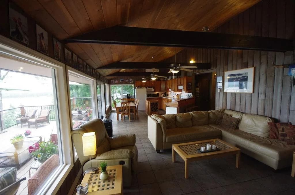 The Fraser River's Edge B&B Lodge