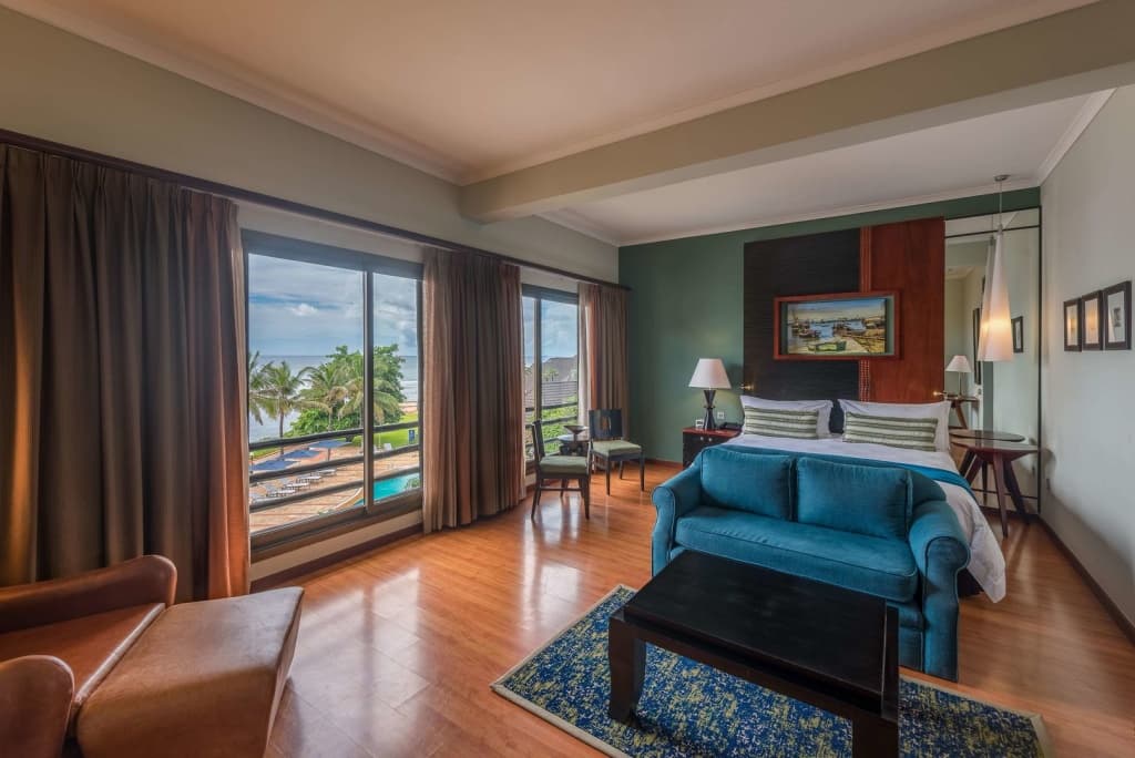 Sea Cliff Hotel